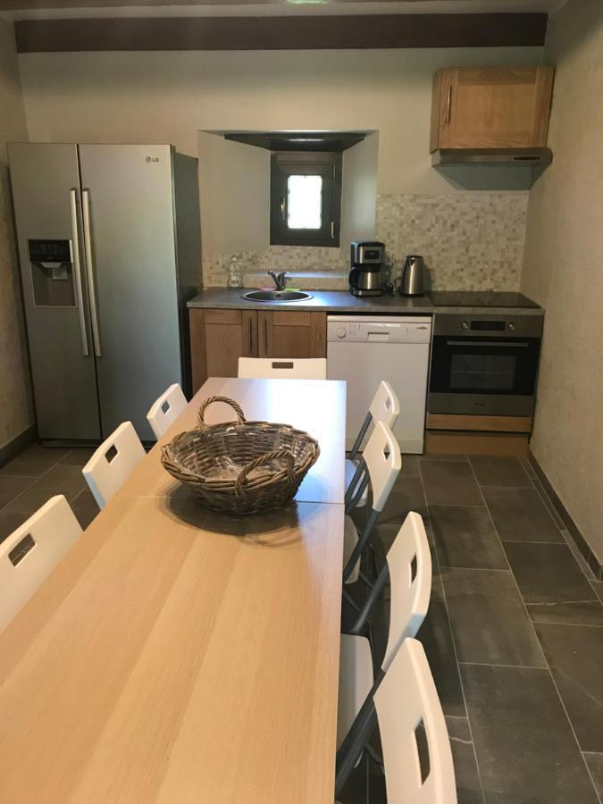 Au Sommet Des Narcisses Bed & Breakfast Albiez-Montrond Exterior photo